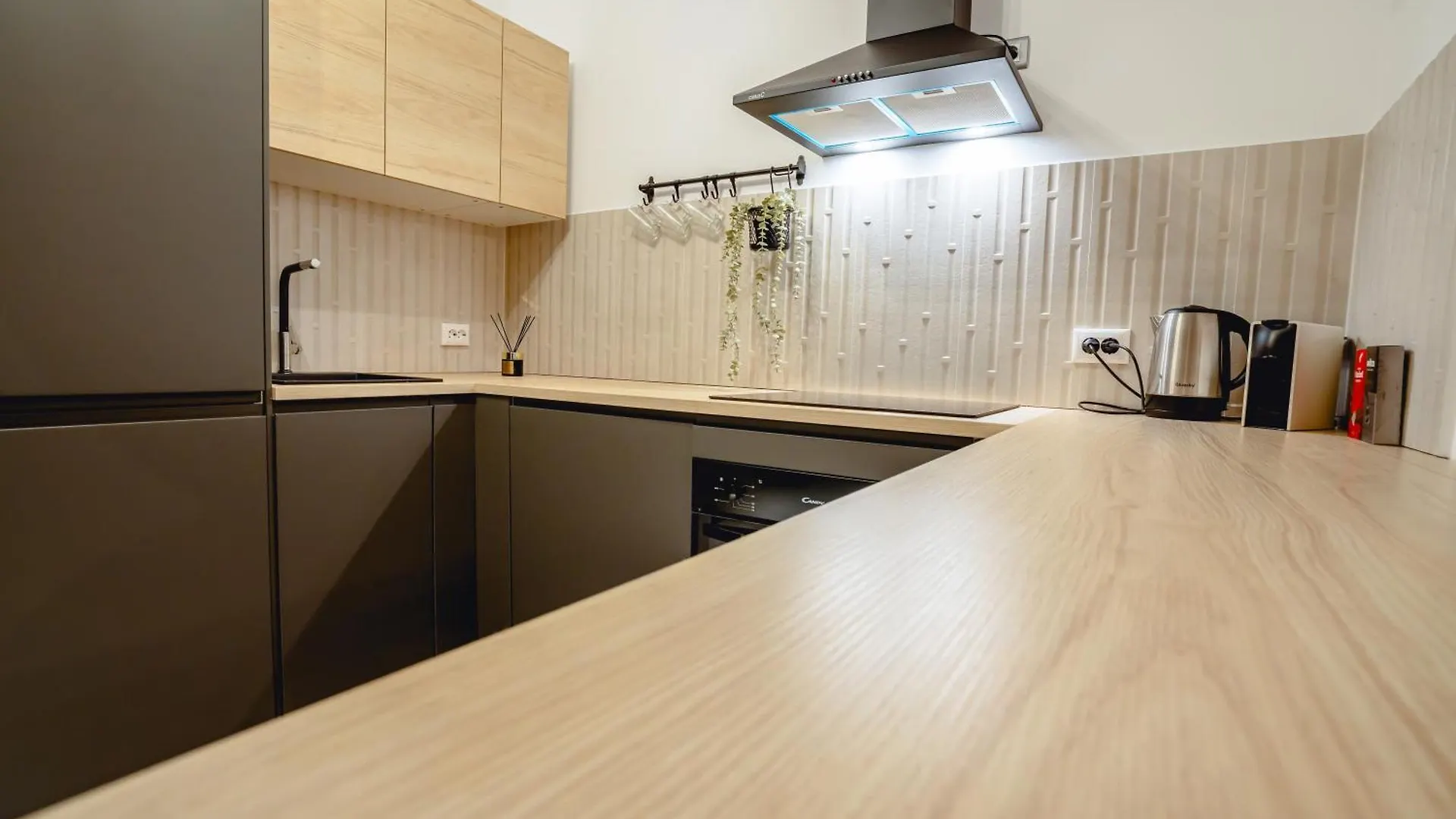 Studio Sol Bucharest 0*,  Romania
